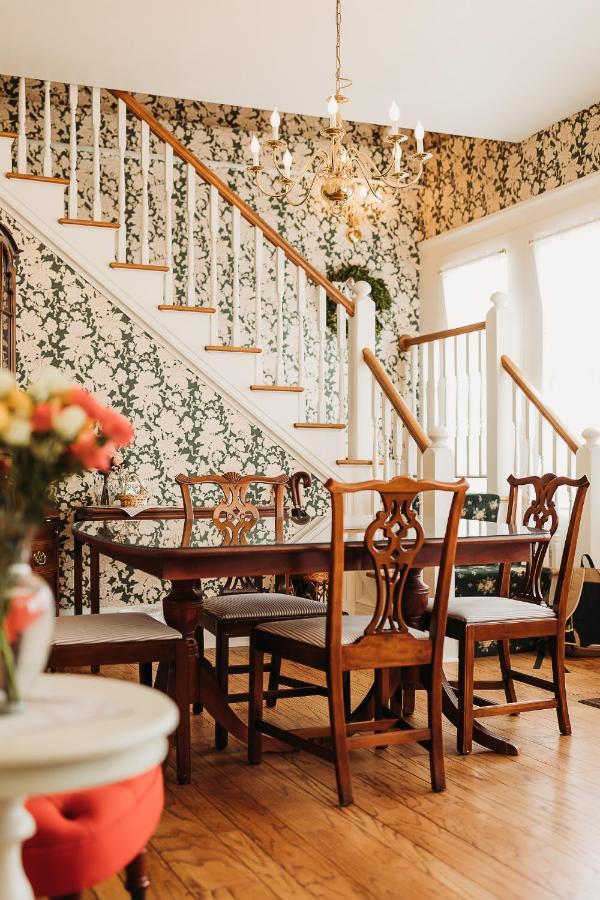 The Rochester Inn Sheboygan Falls Zewnętrze zdjęcie