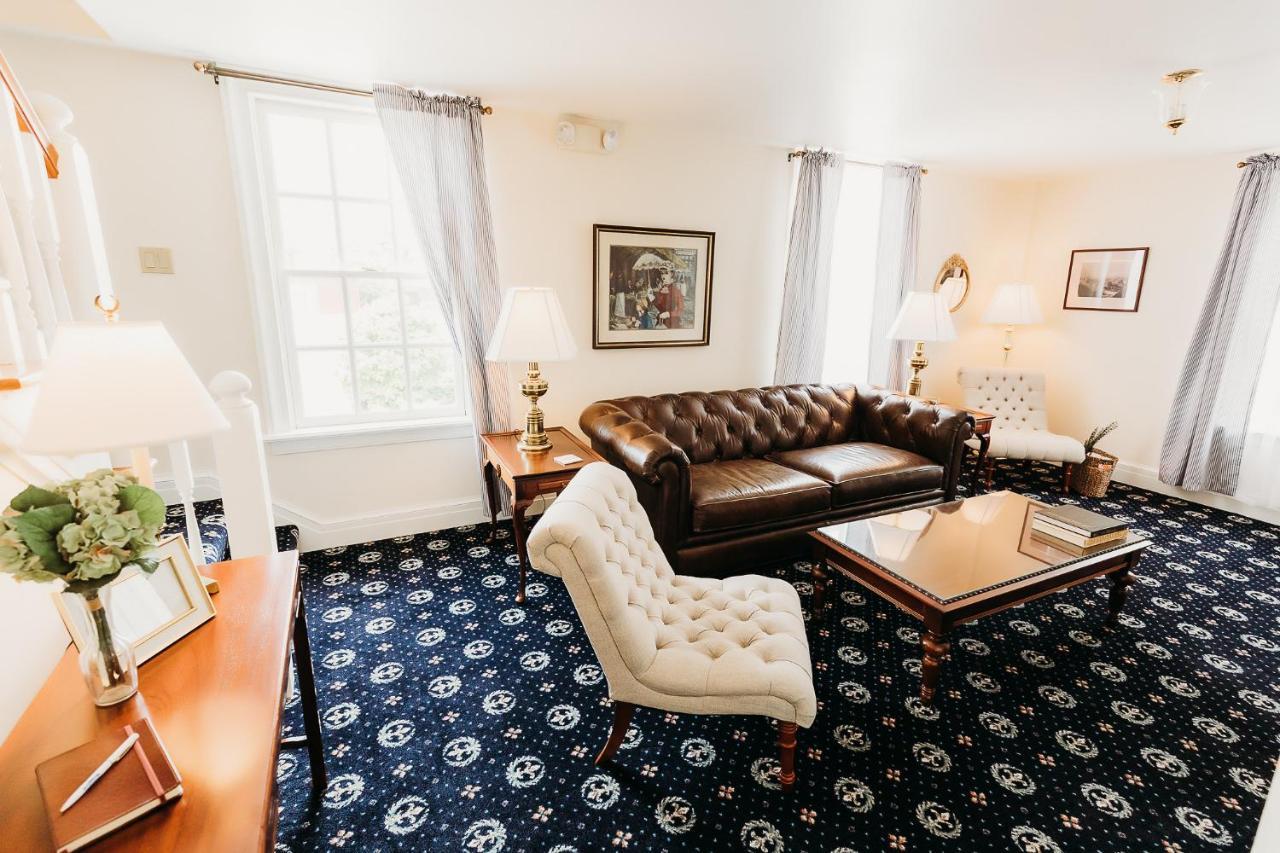 The Rochester Inn Sheboygan Falls Zewnętrze zdjęcie